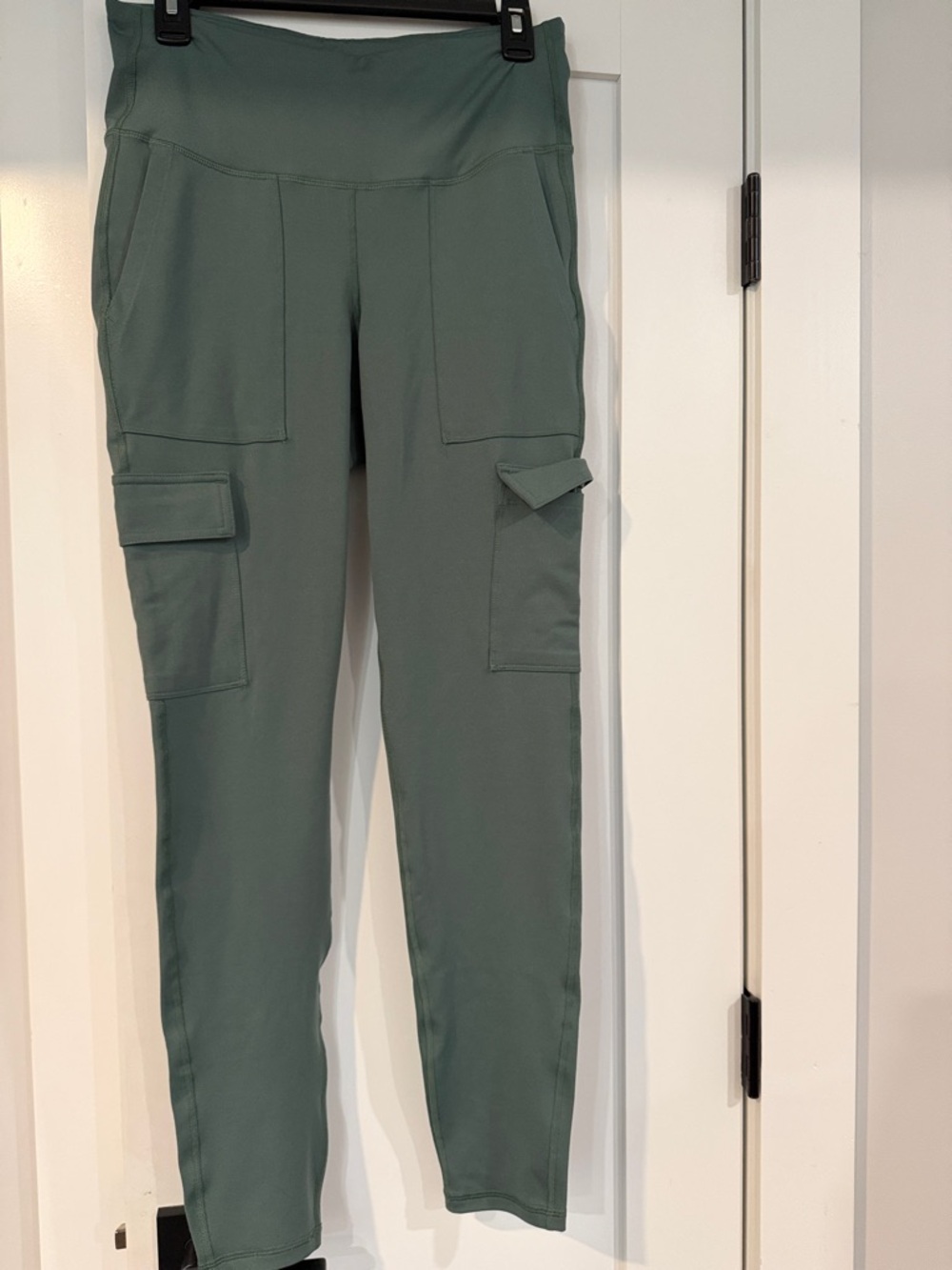 Old Navy Olive Green Cargo Leggings